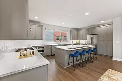 11522 117th Lane NE #4, Kirkland, WA 98034 - Photo 4