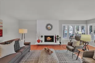 5249 40th Ave NE, Seattle, WA 98105 - Photo 2