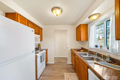 208 SE McClellan Street SE, Tenino, WA 98589 - Photo 8