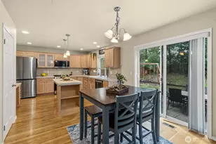 20424 190th Ave E, Orting, WA 98360 - Photo 16