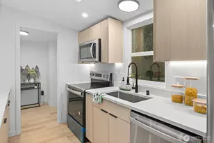 9814 191st St E, Puyallup, WA 98375 - Photo 10