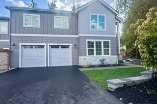 9207 NE 175th St, Bothell, WA 98011 - Photo 38