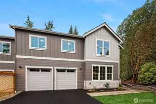 9207 NE 175th St, Bothell, WA 98011 - Photo 2