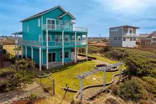 1191 Ocean Shores Blvd SW, Ocean Shores, WA 98569 - Photo 2