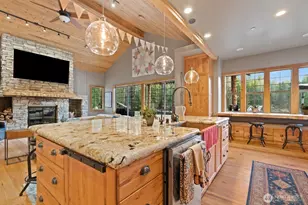 40105 Highland Dr E, Roy, WA 98580 - Photo 10