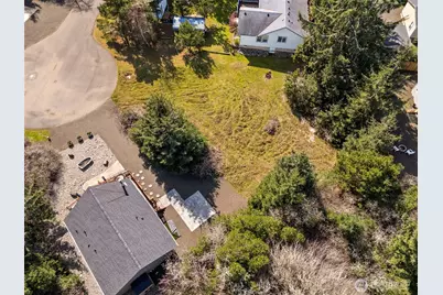 844 Salal Court SW, Ocean Shores, WA 98569 - Photo 10