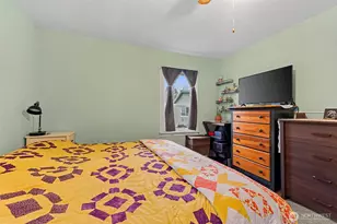 9715 Thurston Ln, Sedro Woolley, WA 98284 - Photo 24