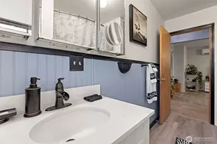 9715 Thurston Ln, Sedro Woolley, WA 98284 - Photo 22