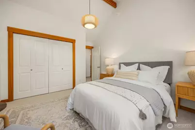 325 Winslow Way W #201, Bainbridge Island, WA 98110 - Photo 22