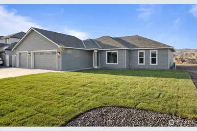 8391 Desert Greens Loop SE, Othello, WA 99344 - Photo 2