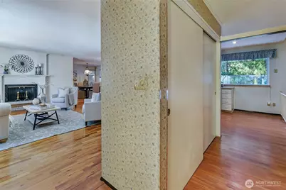 4518 Jean Ct W, University Place, WA 98466 - Photo 2