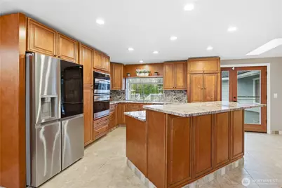 27420 SE 392nd Street, Enumclaw, WA 98022 - Photo 10