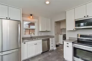 1318 Lafromboise St, Enumclaw, WA 98022 - Photo 6