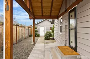 1318 Lafromboise St, Enumclaw, WA 98022 - Photo 14