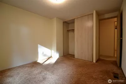 5250 College Street SE #19, Lacey, WA 98503 - Photo 30