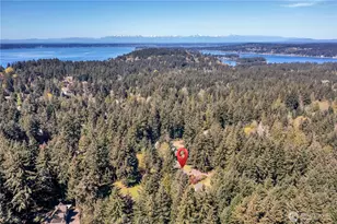 827 Illahee Dr, Fox Island, WA 98333 - Photo 28