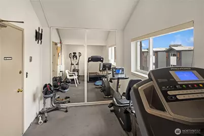2501 Canterbury Lane E #322, Seattle, WA 98112 - Photo 26
