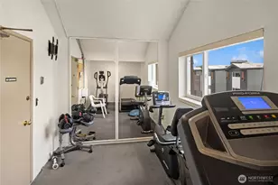 2501 Canterbury Ln E, Seattle, WA 98112 - Photo 26