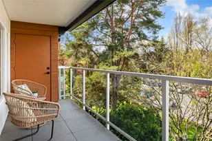 2501 Canterbury Ln E, Seattle, WA 98112 - Photo 14