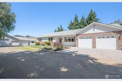 3716 Knowles Road, Wenatchee, WA 98801 - Photo 1