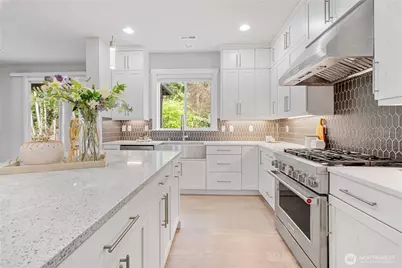 7230 NE 129th St, Kirkland, WA 98034 - Photo 16