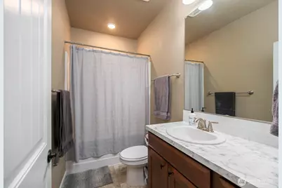 702 K St NE, Quincy, WA 98848 - Photo 12