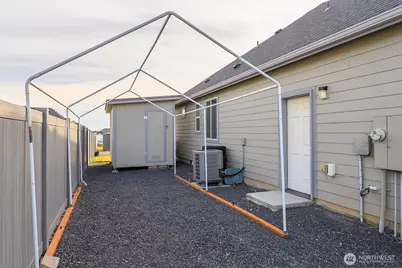 702 K St NE, Quincy, WA 98848 - Photo 36