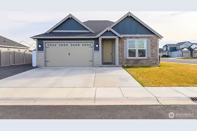 702 K St NE, Quincy, WA 98848 - Photo 1
