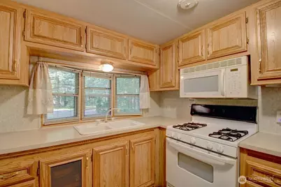 90 Christmas Tree Circle, Deming, WA 98244 - Photo 20