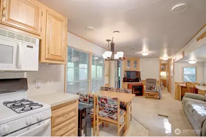 90 Christmas Tree Circle, Deming, WA 98244 - Photo 22