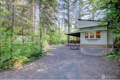 90 Christmas Tree Circle, Deming, WA 98244 - Photo 4