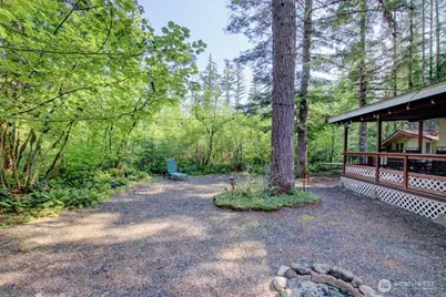 90 Christmas Tree Circle, Deming, WA 98244 - Photo 2