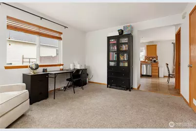 64 SW Festival Court, Oak Harbor, WA 98277 - Photo 6