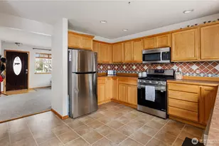 64 SW Festival Ct, Oak Harbor, WA 98277 - Photo 10