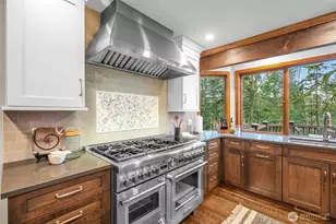 2519 239th Ave SE, Sammamish, WA 98075 - Photo 4