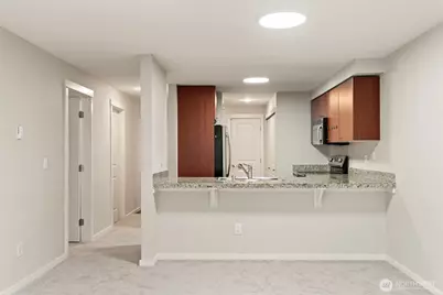 11309 NE 128th Street #F104, Kirkland, WA 98034 - Photo 8