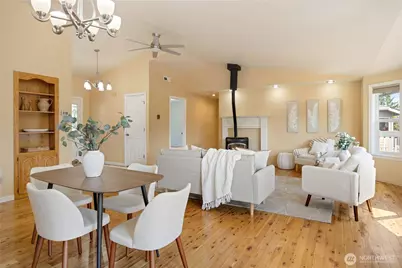 261 E Rainier Court, Allyn, WA 98524 - Photo 6