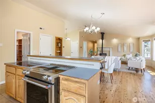 261 E Rainier Ct, Allyn, WA 98524 - Photo 16