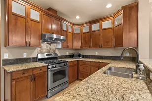 14819 35th Ave W, Lynnwood, WA 98087 - Photo 1