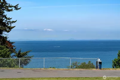 1920 W 4th Street, Port Angeles, WA 98363 - Photo 2