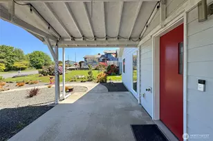 1920 W 4th St, Port Angeles, WA 98363 - Photo 4