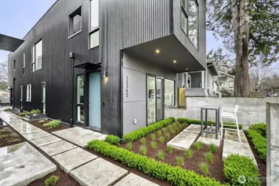 1114 26th Avenue #C, Seattle, WA 98122 - Photo 1