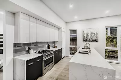 1114 26th Avenue #C, Seattle, WA 98122 - Photo 8