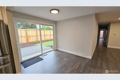 1815 116th Avenue NE, Bellevue, WA 98004 - Photo 6