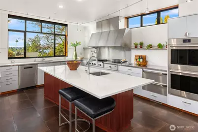 4218 92nd Avenue NE, Yarrow Point, WA 98004 - Photo 8