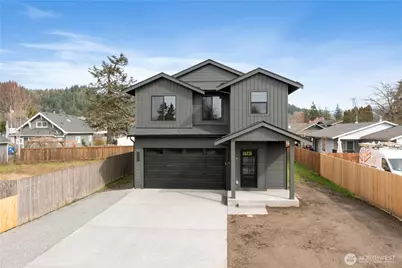 528 Harman Way S, Orting, WA 98360 - Photo 1