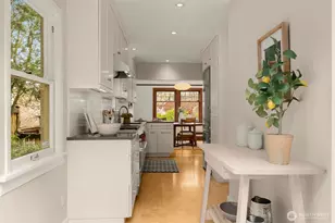 1724 31st Ave, Seattle, WA 98122 - Photo 12