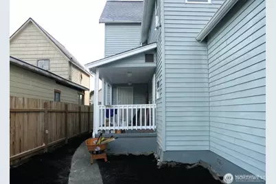 307 N E Street, Aberdeen, WA 98520 - Photo 6