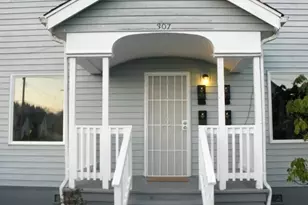 307 N E St, Aberdeen, WA 98520 - Photo 4