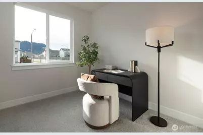 629 Barquist Lane N, Enumclaw, WA 98022 - Photo 10